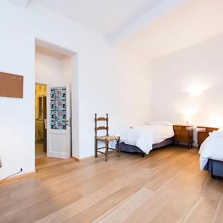 Pitti Three Apartment