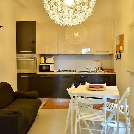 Apartment Pitti Three