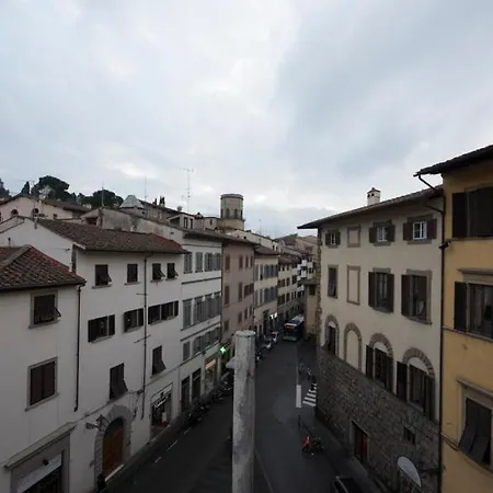 Apartment Pitti Three *